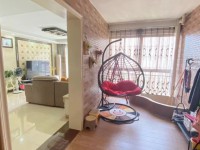 城南電梯精裝148平方3房77.8萬(wàn) 卓信新城