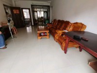 林科所宿舍低層，3房2廳，120平方，有 林科所宿舍