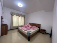 龍灣雅苑南超好的地段，住家舒適 龍灣雅苑