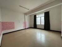 8室1廳8衛(wèi)1陽臺3500元/月超大陽臺 云河路附近自建房