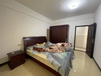 龍灣雅苑，交通方便，地理位置好 龍灣雅苑