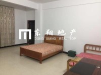 興華路附近 有廚房單間套房450元/月 興華路附近