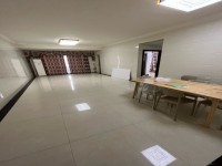 大社區(qū)，生活便利，4室2廳2衛(wèi)1陽臺17 東湖豪庭
