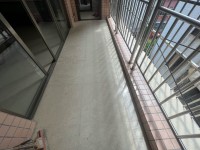 銀灣居步梯大3房 房屋斯文干凈 超大陽(yáng)臺(tái) 銀灣居