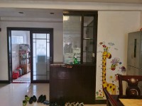 市區(qū)南北對流，采光非常好 銀灣居