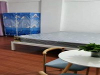 出入方便，市場學(xué)校，超市在附近 城南私宅