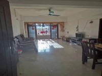 市中心步梯高層、三房 家私電器齊全 拎包 龍海大廈