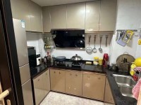 豪華裝修3室2廳2衛(wèi)1陽臺，拎包入住，采 卓信新城