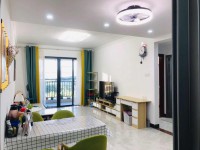 領(lǐng)美生活廣場溫馨大兩房出租，家電齊全，拎 領(lǐng)美生活廣場