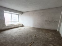 卓信新城57.8萬元147㎡4室2廳4衛(wèi) 卓信新城