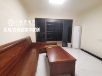 花園式小區(qū)，居住環(huán)境舒適 碧桂園