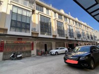 正規(guī)小區(qū)全明雙南采光好地鐵口毛坯 頤和華府