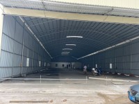 人民橋附近 廠房出租 分別400方 60 國(guó)鼎中央公園