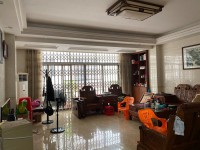 東湖私宅6.3×10三面見光前8米路后1 東湖私宅