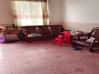 3室2廳1衛(wèi)2陽(yáng)臺(tái)500元/月,價(jià)格實(shí)惠 鋼鐵廠宿舍
