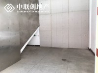 市場臨街商鋪，房型方正。 河西市場