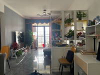 城北精裝簡(jiǎn)潔兩房、近大型超市 翡翠華府