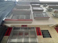 難得一見的東湖私宅精裝小戶型 總價低，朝 東湖私宅