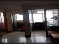 東興花園步梯中層，2房2廳，樓下有公用么 東興花園