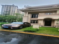 占地224平方 前后側(cè)三面獨立花園 虧本 敏捷玖龍府