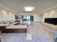 海璟灣一線江景 全新精裝四房，未入住過  海璟灣