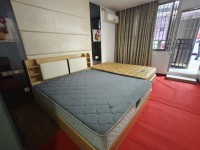 市中心私宅32㎡1室1廳1衛(wèi)1陽(yáng)臺(tái)，高品 市中心私宅