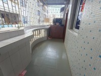市中心3房帶摩托車(chē)庫(kù)出租 家具齊全拎包入 龍脊山莊