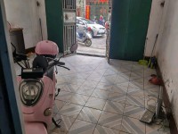 市中心私宅，4.5X10,三層八，前10 市中心私宅