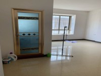 出售朝陽路私宅，交通方便，房屋新凈 朝陽路