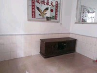 城南私宅成幢出租1000元，三層半有花園 城南私宅