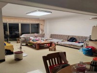 出租鉑金灣步梯高層，精裝3房，月租100 中興名志鉑金灣