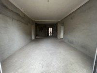 春江花園，南向3房，四合院戶型。 春江花園