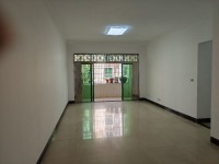 天?；▓@4房2廳，南向，步梯低層，望花園 天福花園