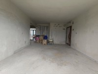 東湖中心地段 一線湖景房 視野開闊，四房 錦湖山水壹品
