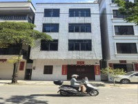 城南私宅占地7乘10前18米后8米，按現(xiàn) 城南私宅