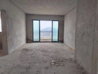 春州豪庭，電梯三房兩廳，毛坯，僅售38. 春州豪庭