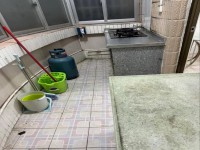 河西步梯兩房一廳，帶小車位出租 同福花園