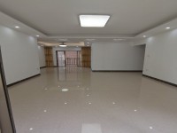 聯(lián)興旗峰花園周邊配套完善，南北對流，屋主 聯(lián)興旗峰花園