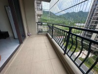 東湖花園小區(qū)電梯中高層大3房南向，拎包入 陽春市碧桂園二期悅湖