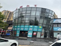 春江花園三層商鋪，交通方便！ 春江花園