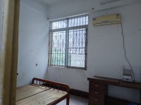 城南新教師宿舍樓3室2廳2衛(wèi)普通近巿場(chǎng)  新教師宿舍樓