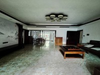 市中心,安靜小區(qū),3室2廳2衛(wèi)2陽臺精裝 暢達新城龍鳳閣