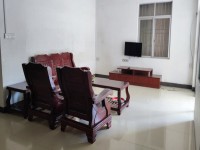 松梅路步梯低層3房，出入方便 松梅路