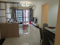 碧桂園中興江山府 三房裝修新凈，出入方便 碧桂園中興江山府