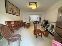 出租東湖三房 近東湖廣場，步梯低層 東湖明珠花園