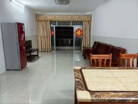 東湖地段，首付3.8萬，送摩托車庫 東興花園