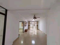 鉑金灣3房2廳2衛(wèi)出租 中興名志鉑金灣