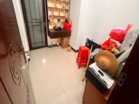 電梯靚樓層，光線十分充足 新暉雅苑