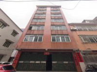 市中心私宅，占地7.7Ⅹ10，前面10米 市中心私宅