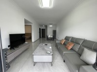 東湖廣場(chǎng)附近電梯，裝修新凈兩房家電齊，拎 福源軒